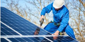 Installation Maintenance Panneaux Solaires Photovoltaïques à Courteranges